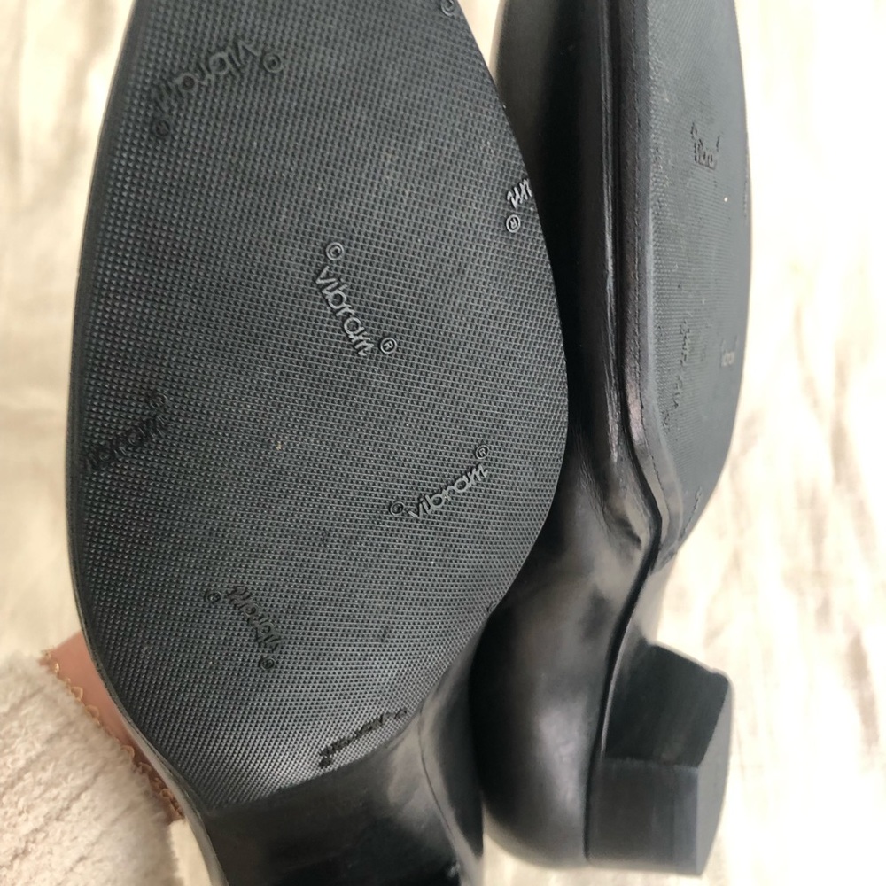 Hermes leather loafers, black, EUC - Picture 9 of 16
